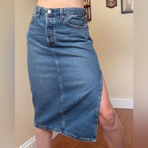 Levi’s High-Rise Denim Midi Skirt Side Slit Button Fly Medium Wash - Size 28